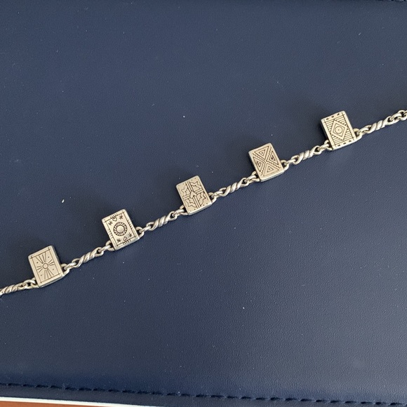 Brighton silver necklace - Picture 2 of 3